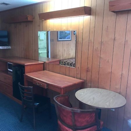 Pinelodge Motel Baxley Esterno foto