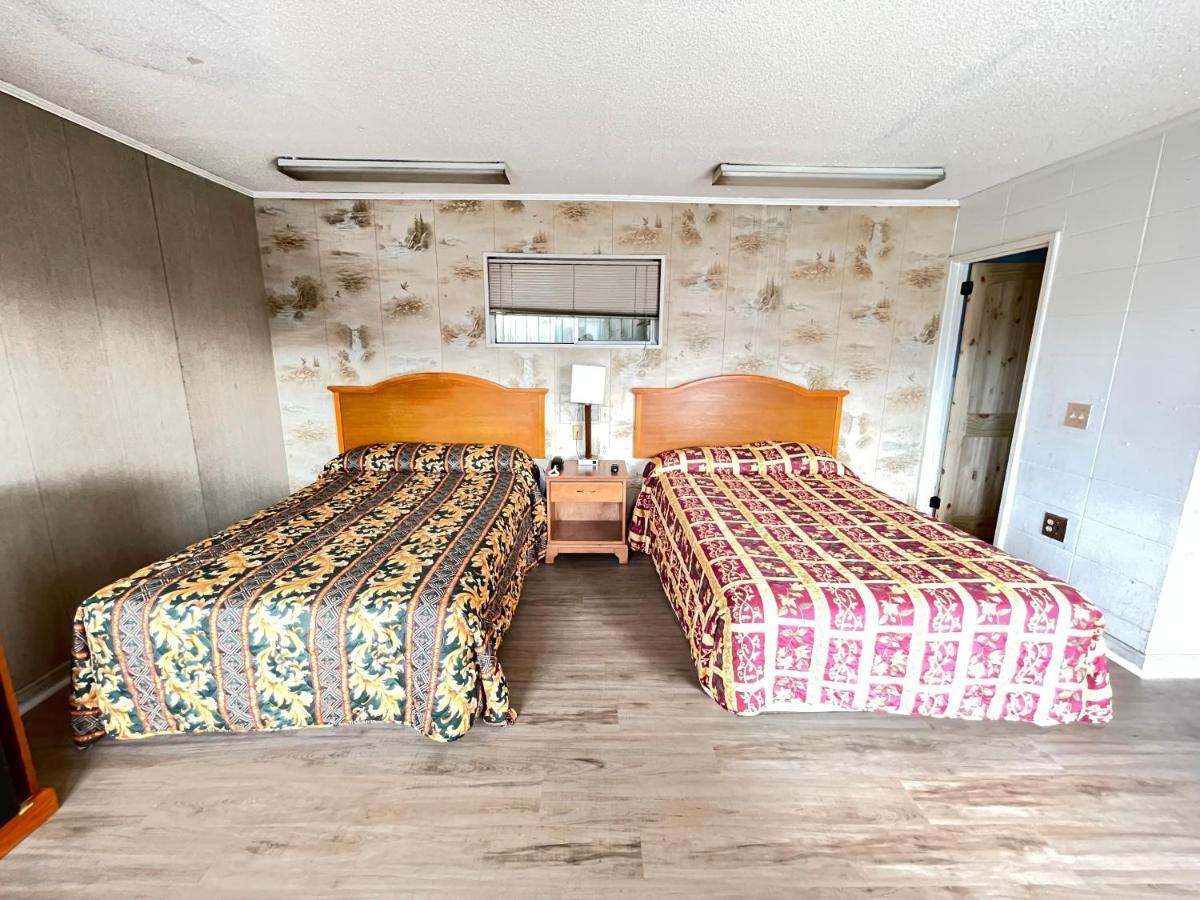 Pinelodge Motel Baxley Esterno foto