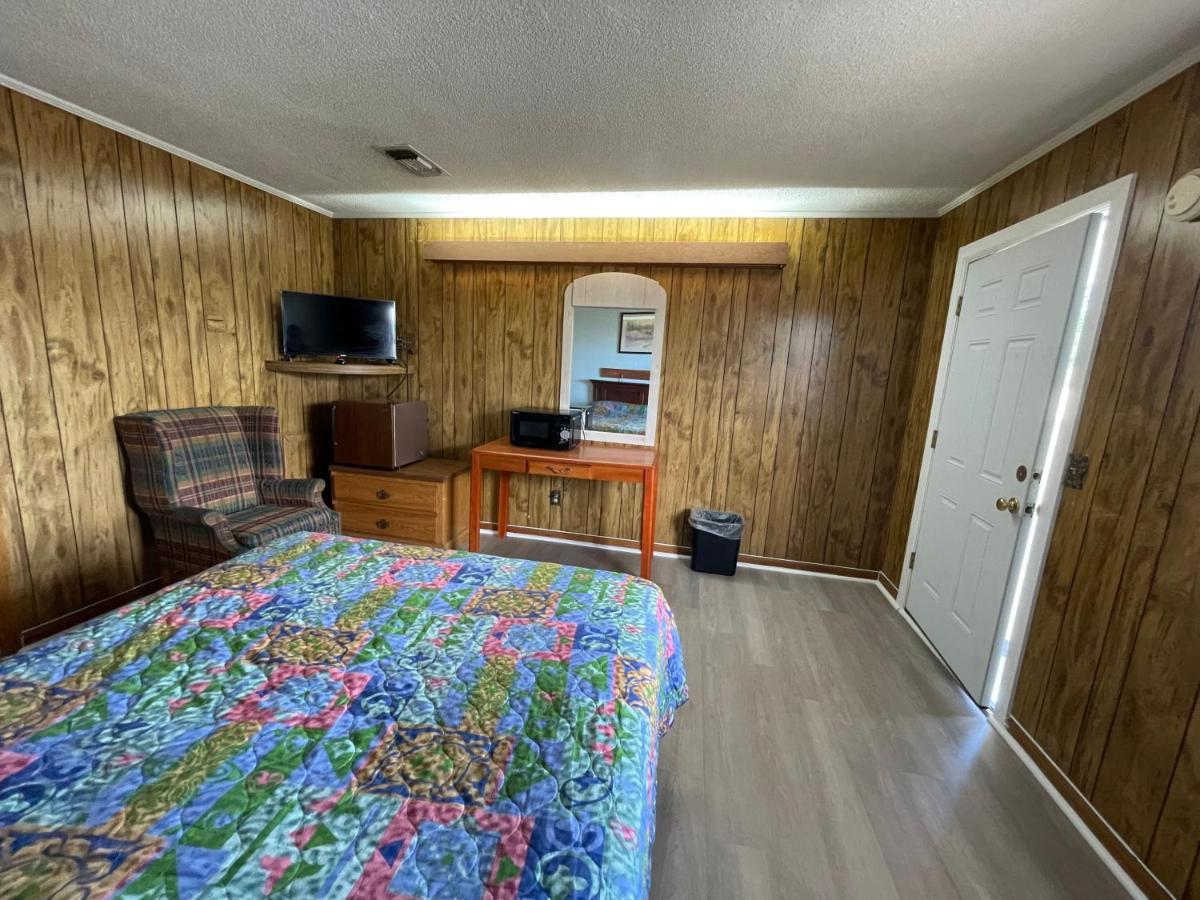 Pinelodge Motel Baxley Esterno foto