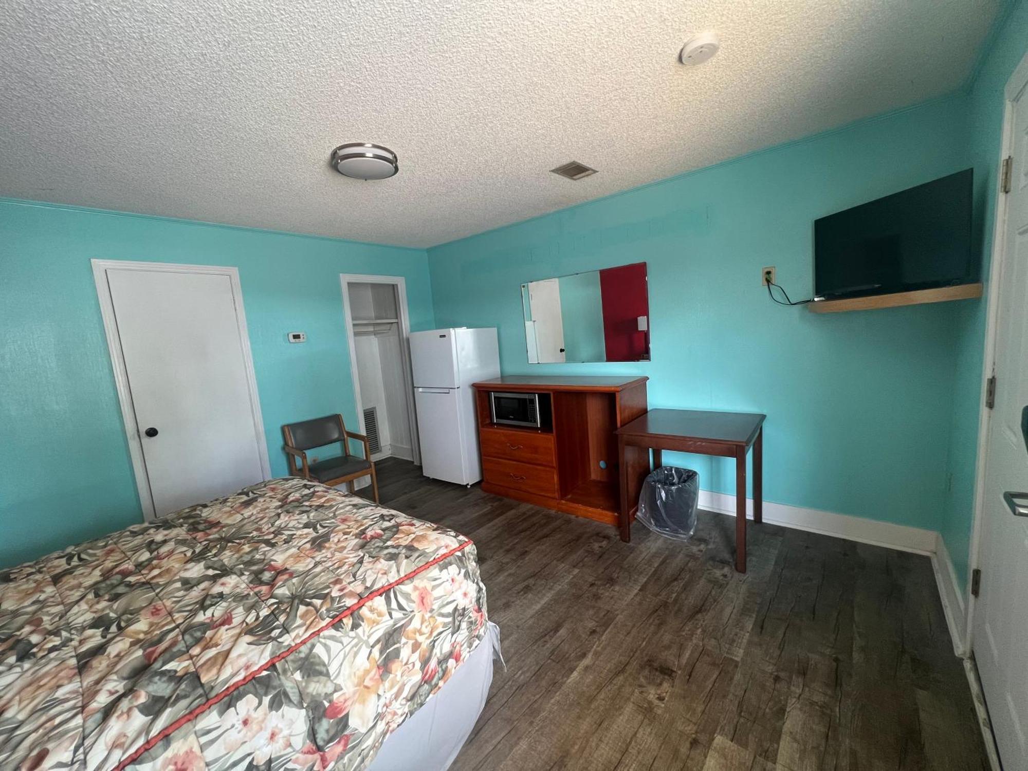 Pinelodge Motel Baxley Esterno foto